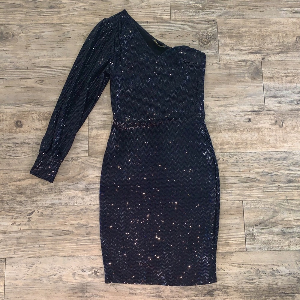 one shoulder sparkly black dress